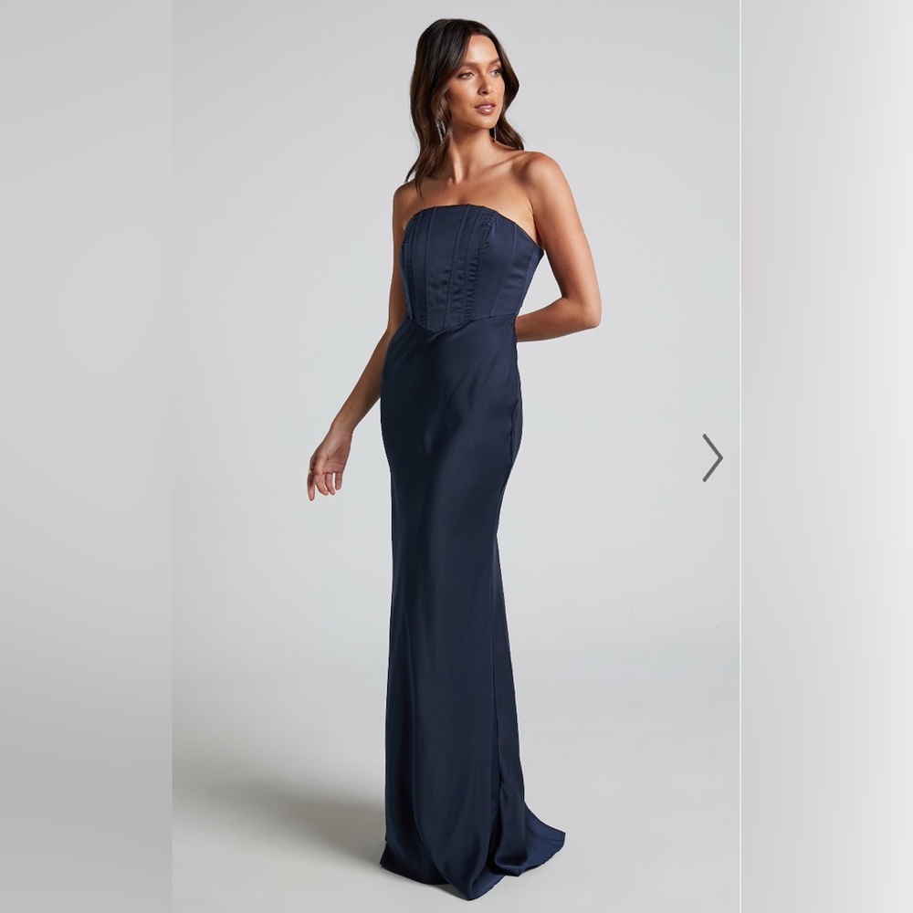 Brand new with Tags: SCARLETT MAXI DRESS - STRAPLESS CORSET SATIN DRESS IN NAVY